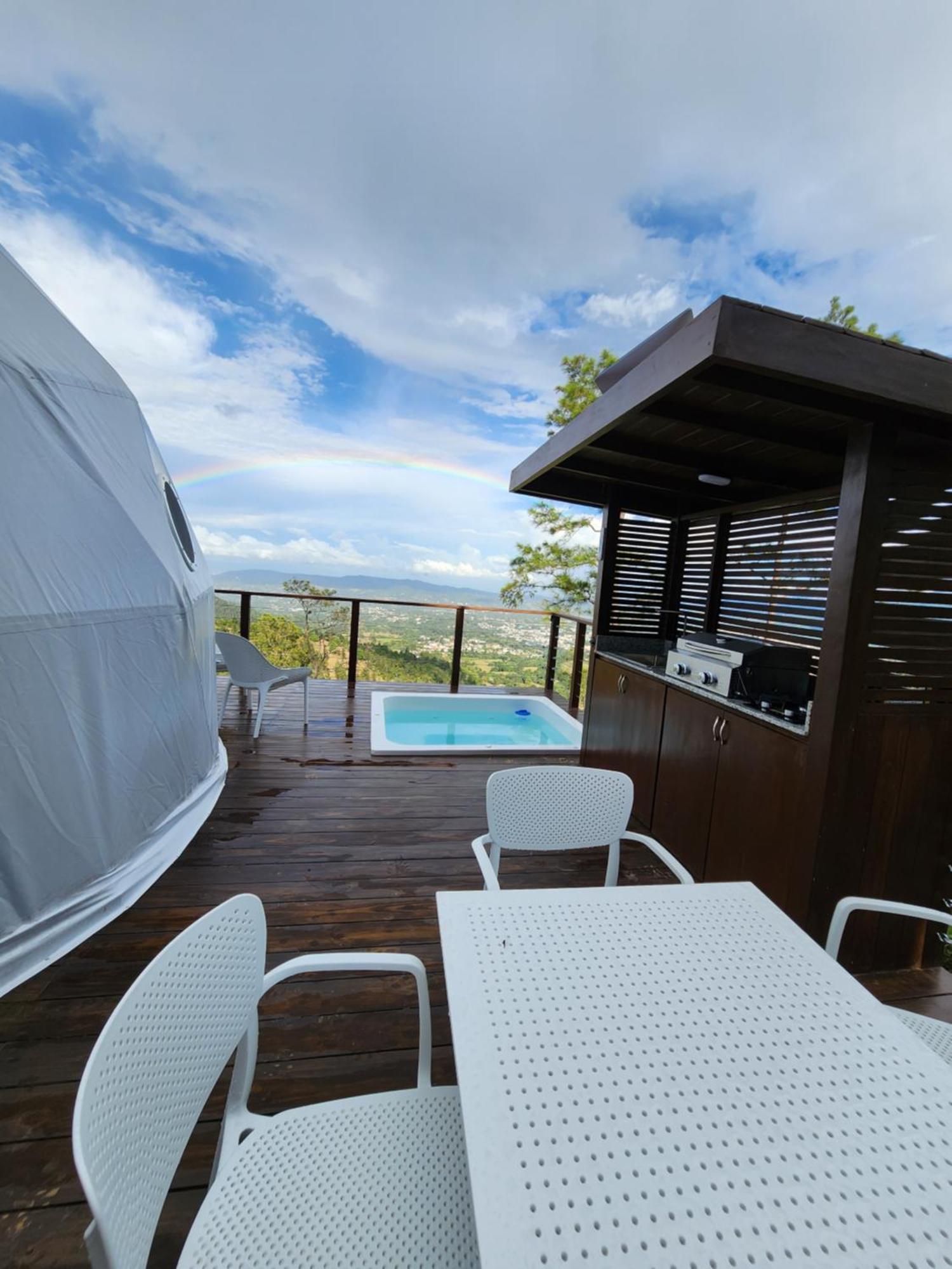 The Domes Jarabacoa Hotel Buitenkant foto